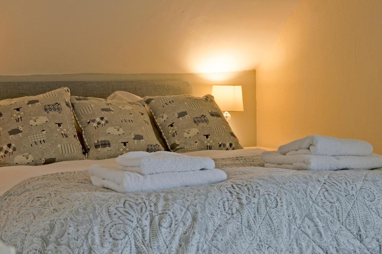Moorland View Farm B&B Oakamoor Экстерьер фото